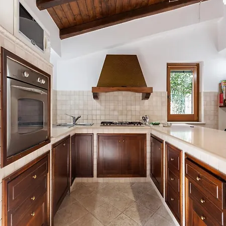 In San Mango With Pool And Hot Tub *