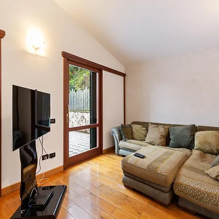 In San Mango With Pool And Hot Tub Villa *