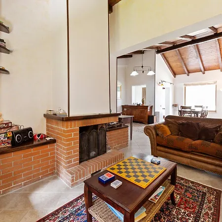 In San Mango With Pool And Hot Tub Villa San Mango d'Aquino