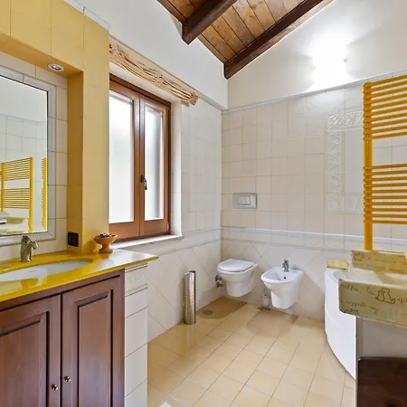 In San Mango With Pool And Hot Tub