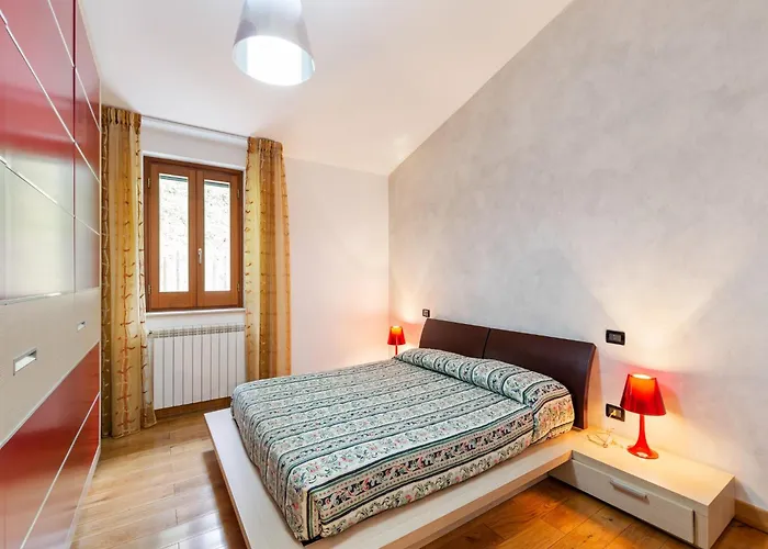 In San Mango With Pool And Hot Tub Villa