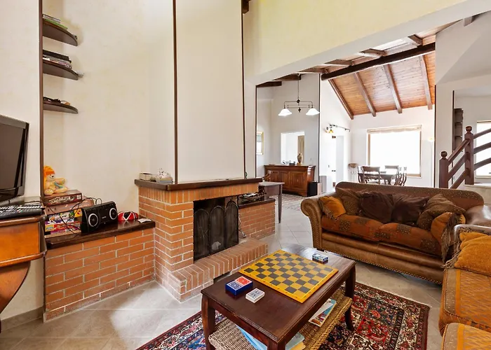 In San Mango With Pool And Hot Tub Villa San Mango d'Aquino